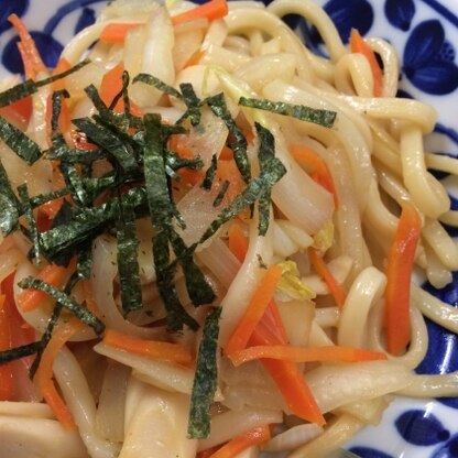 魚肉ソーセージと白菜、人参で。甘醤油味が新鮮でした☆ご馳走さまです。